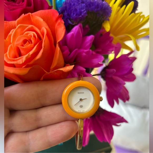 Gucci 14 k Gold Plated Swiss Quartz Collectors Vintage Set/Gold comes w/… - Picture 11 of 11